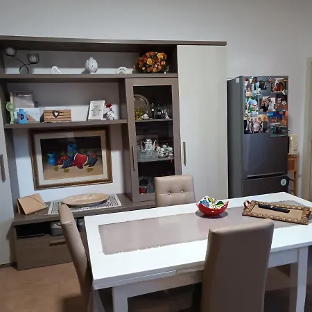 Casa Giugio * 몬테로니디레체