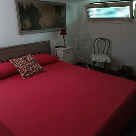 Casa Giugio 아파트 몬테로니디레체